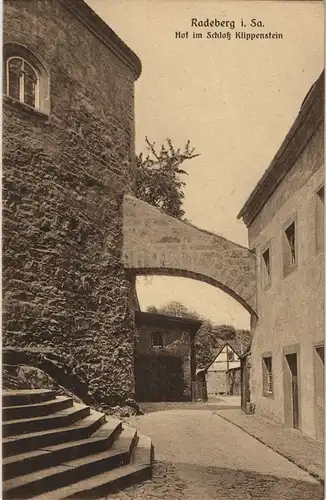 Ansichtskarte Radeberg Hof im Schloß Klippenstein 1913
