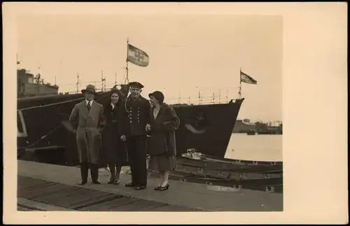Militär Propaganda Soldatenleben: Marine-Soldat vor Schiff 1933 Privatfoto