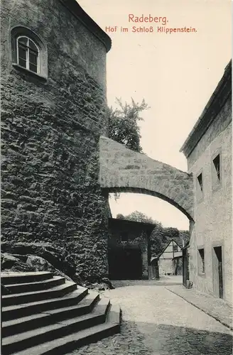 Ansichtskarte Radeberg Hof im Schloß Klippenstein 1913