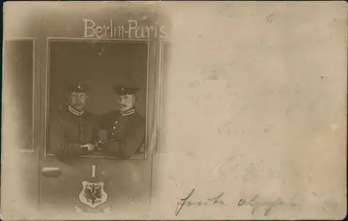 Militär/Propaganda - Soldatenleben im Zug Fotomontage Paris-Berlin 1900