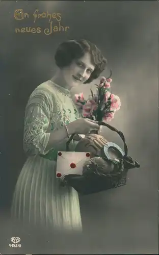 Neujahr Sylvester New Year Frau mit Korb Kleeblatt Geldsäcke Fotokunst 1912