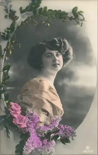 Ansichtskarte  Menschen / Soziales Leben - Frau Fotokunst Flieder Rosen 1912