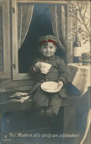 Militaria - kleiner Junge als Soldat Fotokunst 1917  gel. als Feldpost