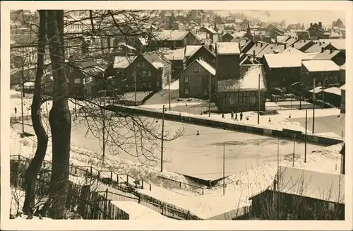 Ansichtskarte Brotterode Stadt im Winter Eisstadion 1955