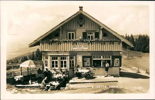 Ansichtskarte Bregenz Pfänderspitz Hütte, Kiosk Terasse mit Gästen 1930