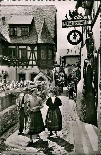 Ansichtskarte Rüdesheim (Rhein) Drosselgasse - Foto AK gel. 1955 1955