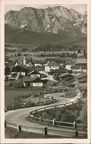 Ansichtskarte Wallgau Straße zur Stadt, Stadtpartie 1955