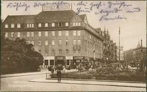 Hannover Ernst-August Platz, Cigarrengeschäft - Colorfoto AK 1924