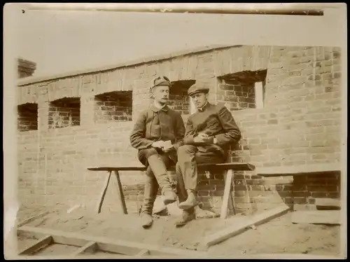 Russland Rußland Россия russische Eisenbahner am Grenzbahnhof 1905 Privatfoto