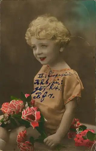 Ansichtskarte  Kinder Künstlerkarte Mädchen Rosen FOTOKUNST 1923