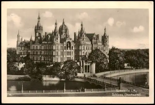 Ansichtskarte Schwerin Schweriner Schloss, Stadtseite 1947  gel. Besetzung