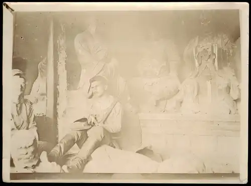 China (Allgemein) China 中國 / 中国 Soldaten Rußland im Tempel 1905 Privatfoto Foto