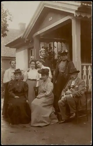 .Russland Rußland Россия Familie vor Haus 1909 Privatfoto Foto