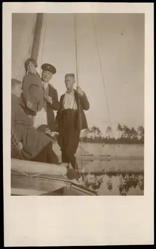 Schiffe/Schifffahrt Segelboot Familienausflug 1928 Privatfoto Foto