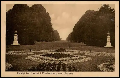 Postcard .Dänemark - Udsigt fra Slottet i Fredensborg mod Parken 1926