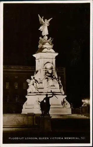 Postcard London FLOOD-LIT QUEEN VICTORIA MEMORIAL bei Nacht 1958