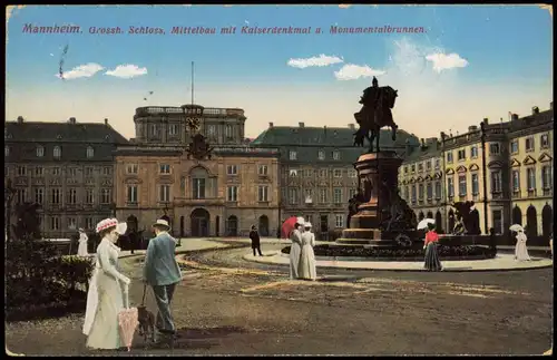 Mannheim Schloss, Mittelbau mit Kaiserdenkmal u. Monumentalbrunnen.. 1915