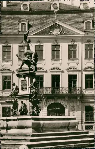 Ansichtskarte Augsburg Herkulesbrunnen mit Schäzler-Palais 1960