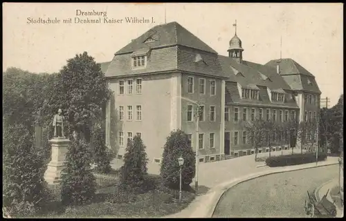 Dramburg Drawsko Pomorskie Stadtschule mit Denkmal Kaiser Wilhelm I.Pommern 1919
