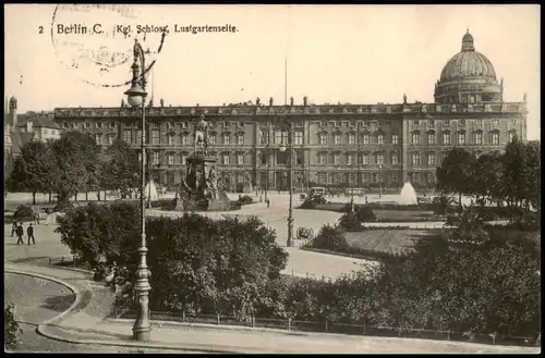 Berlin Königliches Schloss (Castle Building) Lustgartenseite 1911