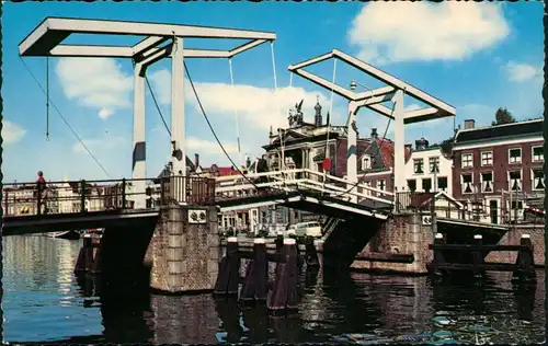 Postkaart Haarlem Grave stenenbrug over het Spaarne 1960
