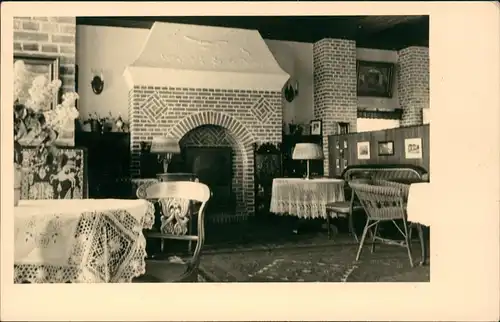 Ansichtskarte Westerland-Sylt Haus Quisisana - Kaminzimmer 1952