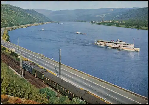 Elektrolok mit Personenzug am Rhein (Rhein Schiff Dampfer) 1970
