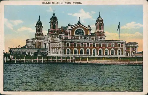 Postcard New York City ELLIS ISLAND, NEW YORK 1920