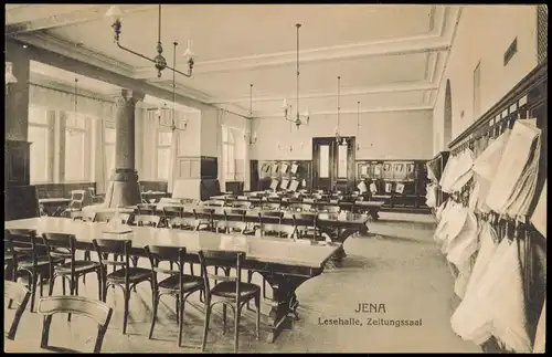 Ansichtskarte Jena Gebäude Innenansicht Lesehalle, Zeitungssaal 1910