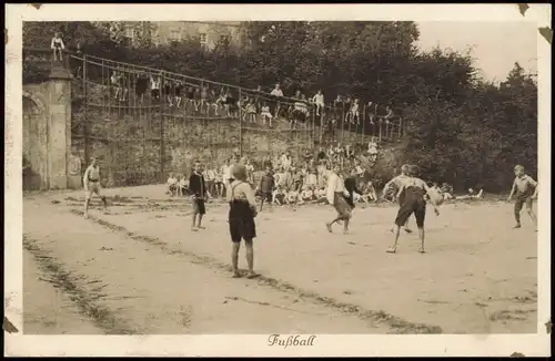 Zschöppichen-Mittweida Kinderheim Schloß Neusorge  Kinder Fußball Spiel 1940
