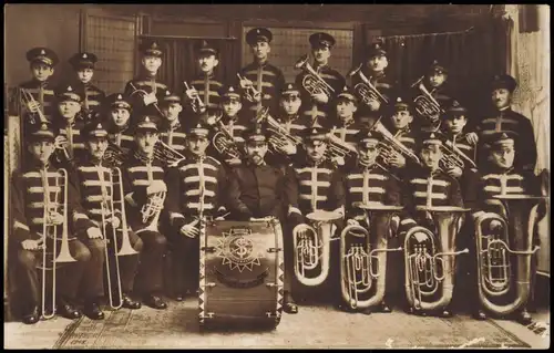 Ansichtskarte  Militär Orchester Photo: Atelier Auerswald Breslau 1917