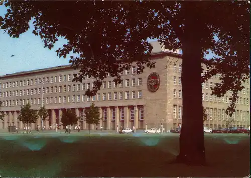 Ansichtskarte Berlin Haus des Zentralkomitees der SED 1981