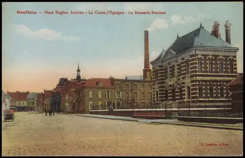 CPA Doullens Place Eugene Andrien - La Brasserie Bouvaist 1913