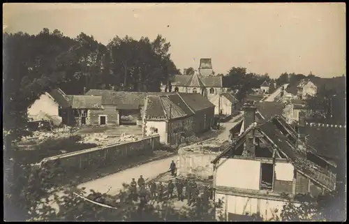 Foto  Militaria WK1 Straßenpartie France Frankreich 1914 Foto