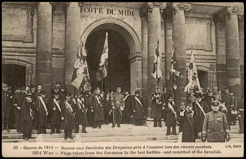 CPA .Frankreich Patriotika France Flags taken from Germans 1915