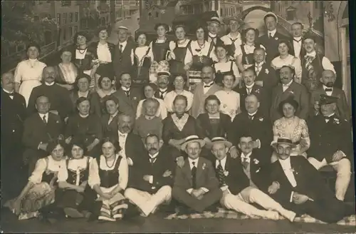 Menschen & Soziales Leben: Gruppenfoto Photograph Karl Mäckel BURGSTÄDT Sachsen 1913