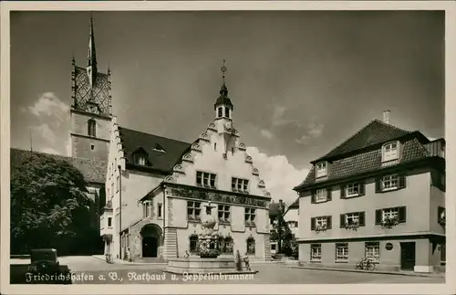 Ansichtskarte Friedrichshafen Rathaus u. Zeppelinbrunnen Fotokarte 1930