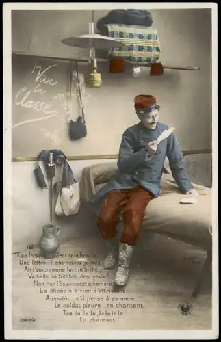 .Frankreich Patriotika France Soldat liest Brief auf der Stube 1915