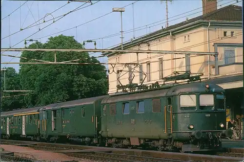Verkehr Eisenbahn  Zug Regionalzug Romanshorn-Winterthur in Frauenfeld 1991
