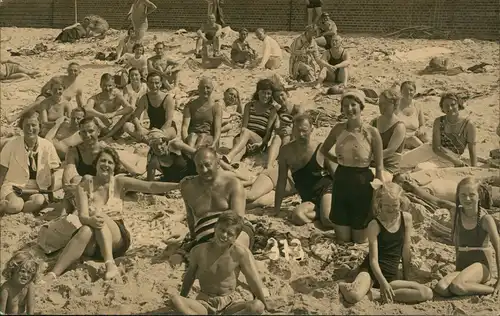 Ansichtskarte Westerland-Sylt Strandleben, Bademode Fotokarte 1929