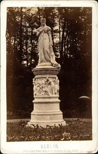 Ansichtskarte Berlin Das Luisen-Denkmal. CDV-Foto 1882 Kabinettfoto