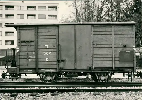 Ansichtskarte  Verkehr & Eisenbahnwagon K 507 à Lausanne, Sébeillon 1980