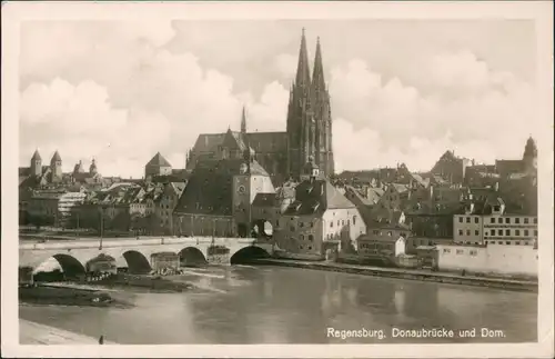Ansichtskarte Regensburg Panorama-Ansichtmit Donaubrücke und Dom 1953   frankiert mit 20 Pf. Posthorn
