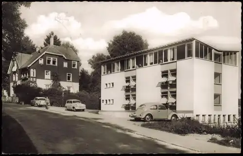 Schömberg (Schwarzwald) Straßen Partie mit Autos u.a. Volkswagen VW Käfer 1960