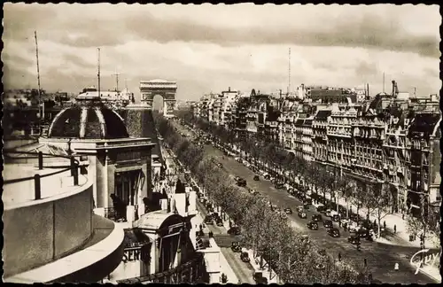 CPA Paris Avenue des Champs-Elysées 1960