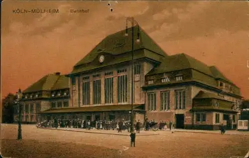 Ansichtskarte Mülheim-Köln Bahnhof, belebt 1927