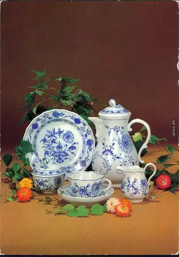 Ansichtskarte Porzellan-Manufaktur Teile  Serviceensemble  t Zwiebelmuster 1984