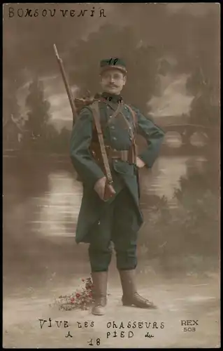 CPA .Frankreich Patriotika France Soldat Fotokunst 1917