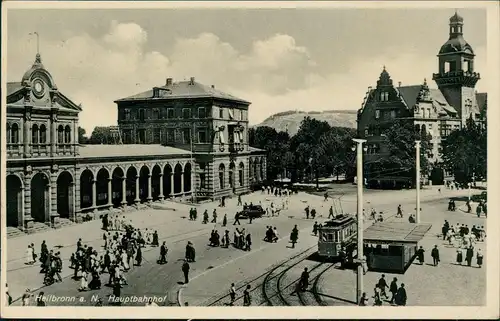 Ansichtskarte Heilbronn Bahnhof, Straßenbahn - Haltestelle 1935