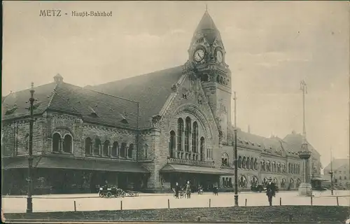 CPA Metz Bahnhof / La Gare Auto 1914